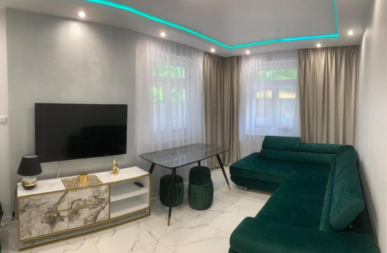 סאשינו Apartament Latarnikow Stilo מראה חיצוני תמונה